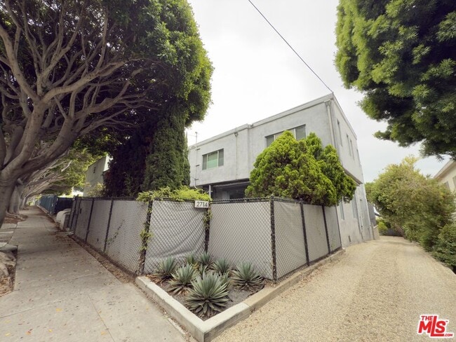 Primary Photo - 2714 4th St