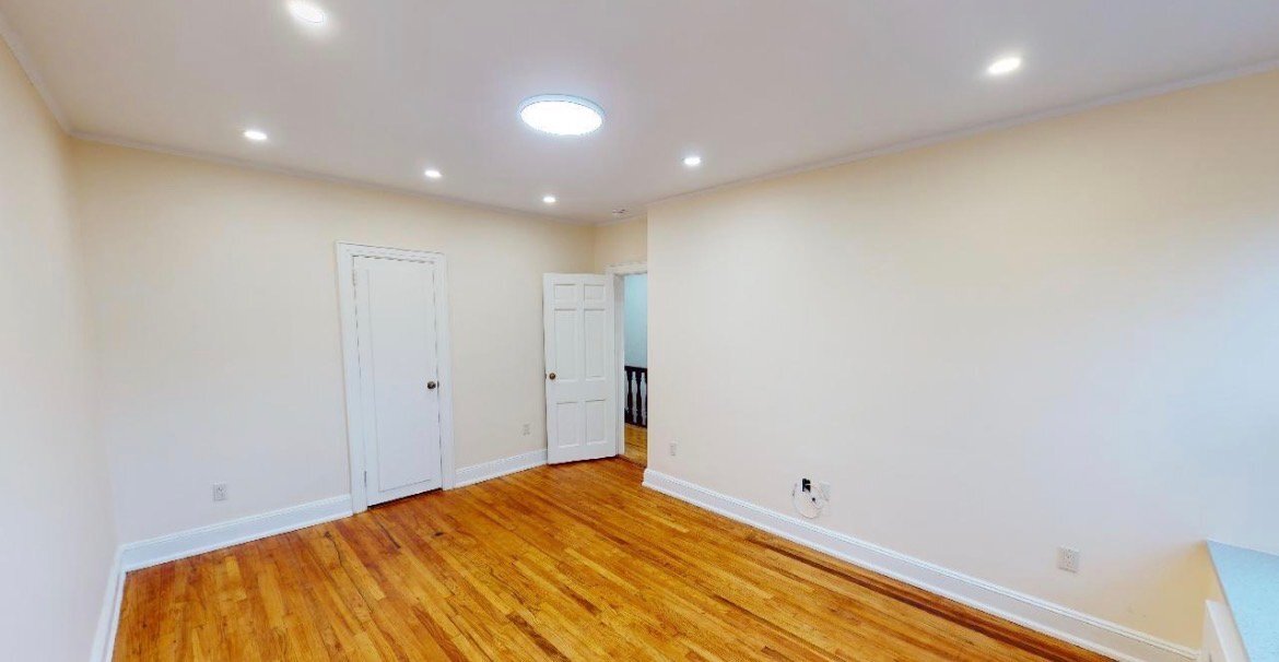 Building Photo - 90-09 68th Ave