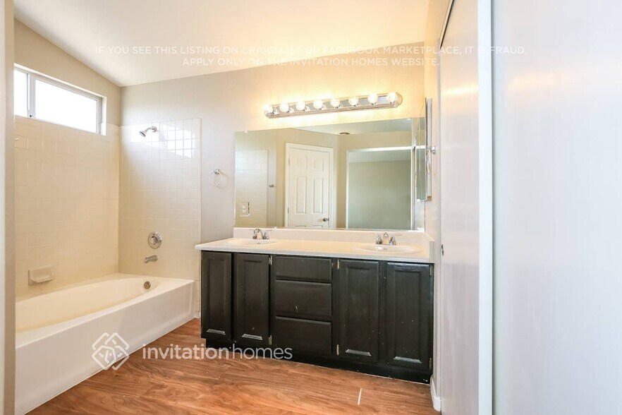 Building Photo - 7413 Sunspot Dr