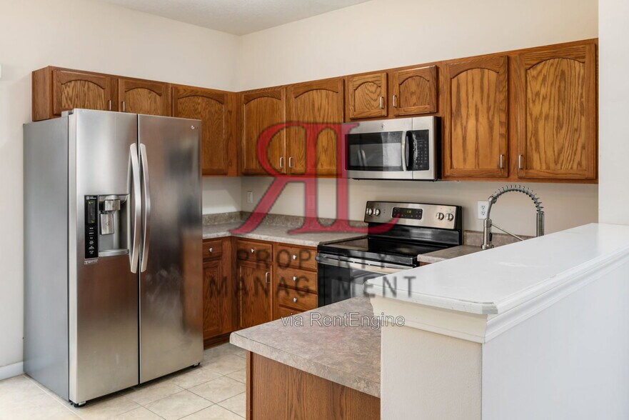 Building Photo - 1273 Grove Dr