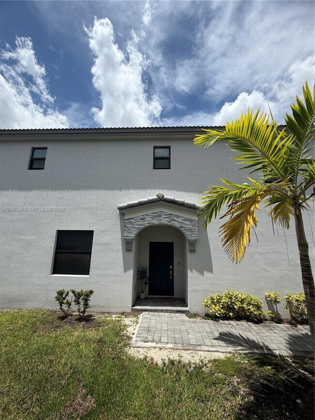 Building Photo - 12944 SW 286th Terrace