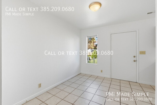 Building Photo - 755 E 950 S St