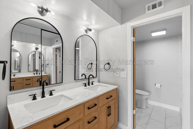 Building Photo - 6531 Corte Valdez