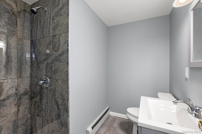 Building Photo - 93 Garfield Ave