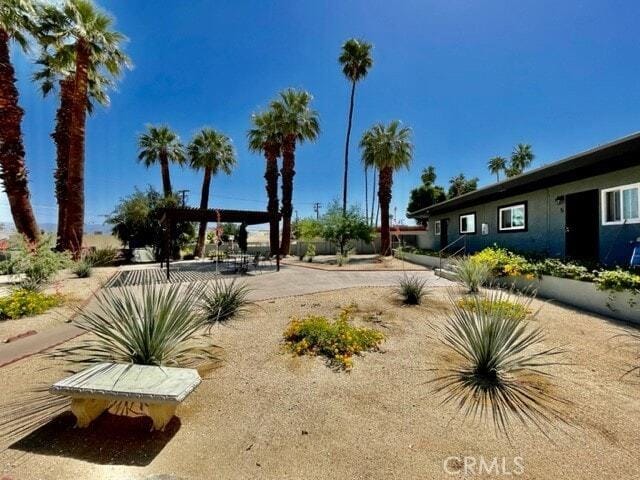 Building Photo - 36957 Melrose Dr