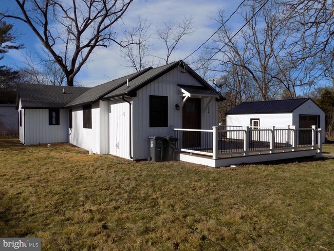 Primary Photo - 114 N Penrose St