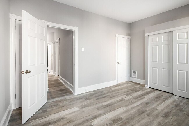 Building Photo - Renovated 4-Bedroom Home with Modern Finishes