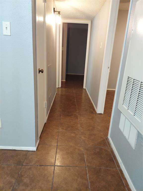 Building Photo - 12615 Brookglade Cir
