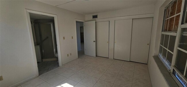 Building Photo - 4158 Tamiami Trl