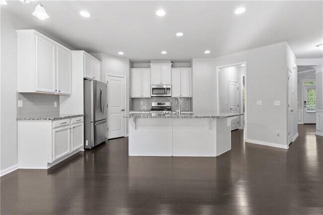 Building Photo - 1838 Lakeview Bend Way