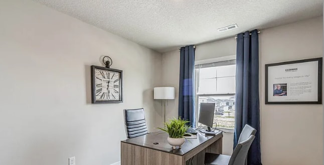 Building Photo - 289 NW Charlestown Ln