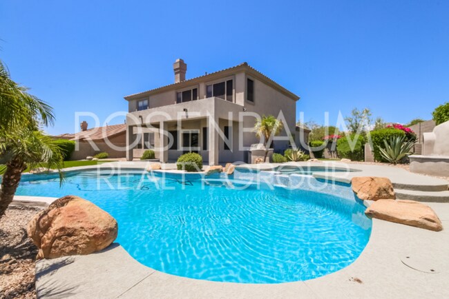 Building Photo - Stunning 4-beds plus bonus room with Breat...