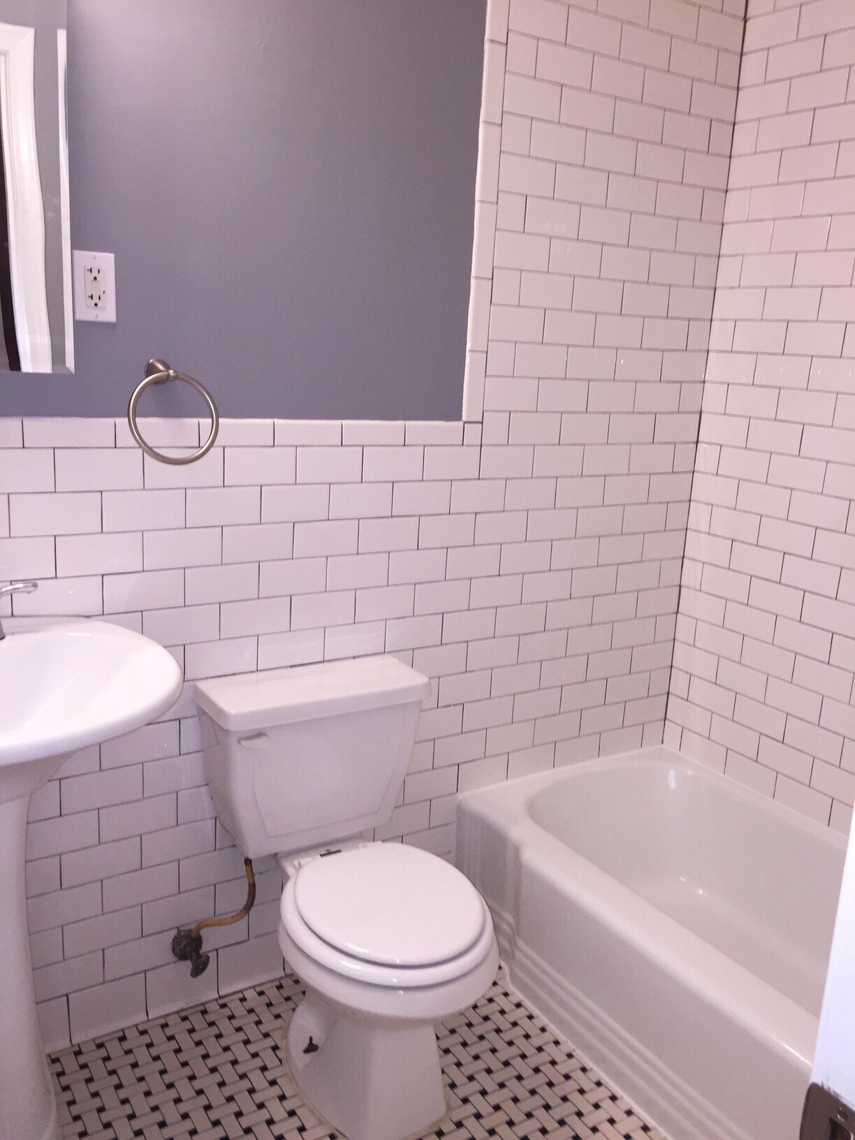 Recently updated bath - 2112 Garfield Ave