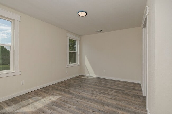 Building Photo - BRAND NEW 3 Bedroom | 2 Bathroom | 2 Car Garage HOME -- 1400 sqft, PETS WELCOME!