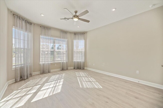 Building Photo - Marvelous BRAND NEW 3bd/3bth With Lake Views in Esplanade At Artisan Lakes In Palmetto!!!