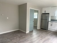 Building Photo - $500 Move-In Incentive - Move-In Today!