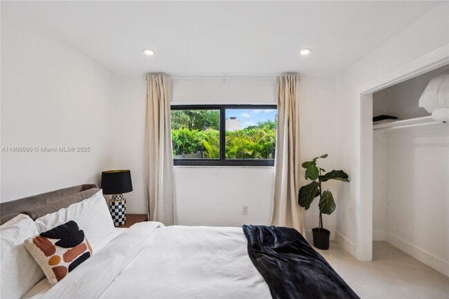 Building Photo - 9600 SW 147th St