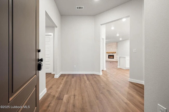 Building Photo - 10704 Beaufort Ave