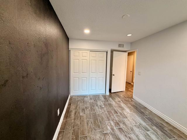 Building Photo - 2307 Fair Oak Ct