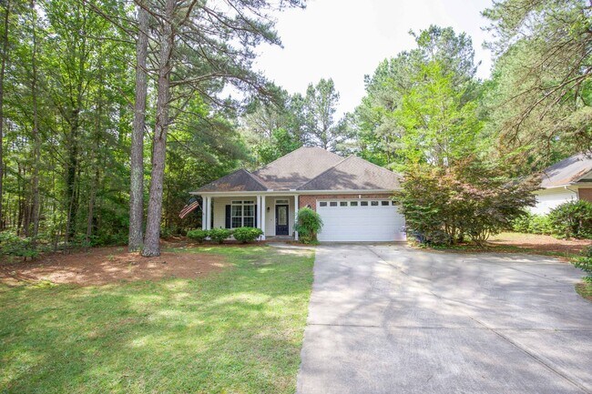 Building Photo - Beautiful corner lot home- Woodlake