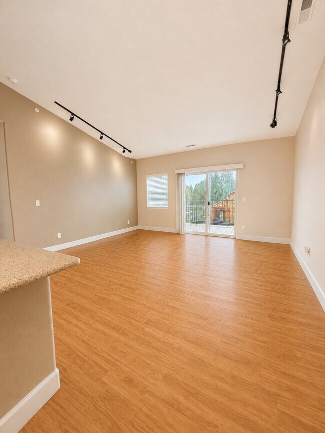 Building Photo - 6800 N Spurwing Loop