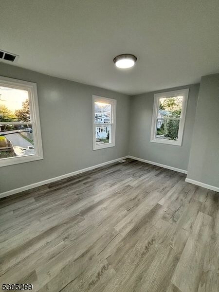 Building Photo - 12 School St