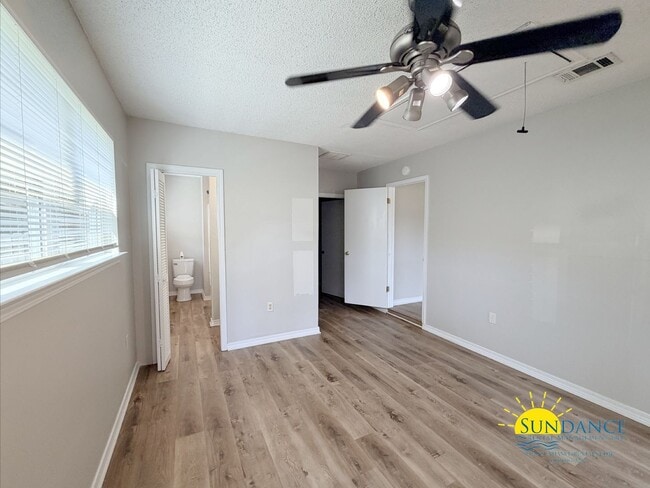 Building Photo - Newly Renovated 3 Bedroom with Oversized detached workshop/garage!