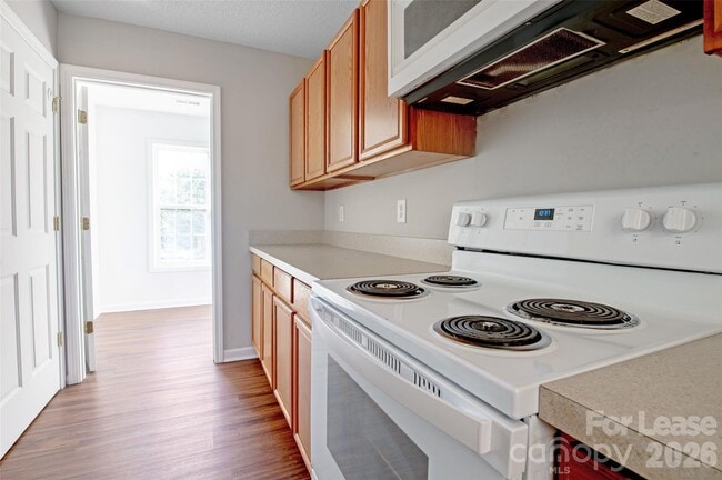 Building Photo - 118 Steam Engine Dr