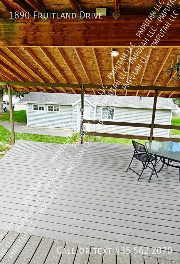 Building Photo - 1890 Fruitland Dr