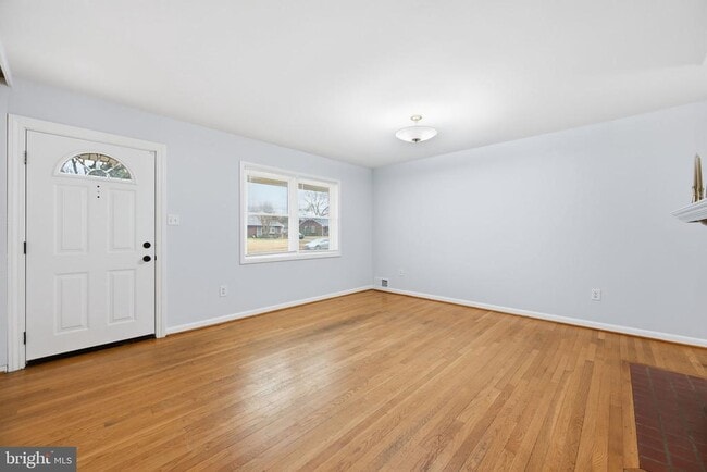 Building Photo - 3908 Braddock Rd