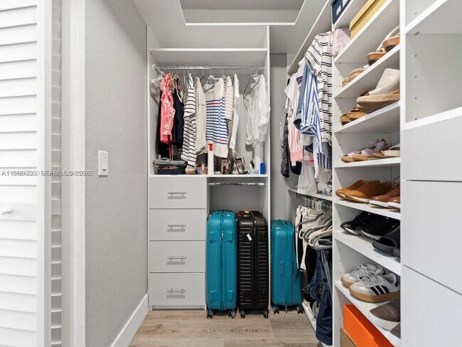 Building Photo - 8781 NW 98th Ct