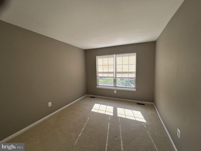 Building Photo - 2623 Virginia Ln