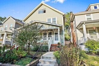 Building Photo - 1351 N 5th St