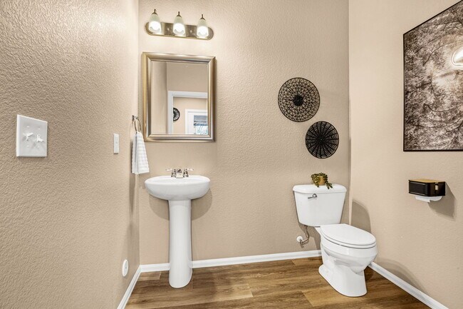 Building Photo - 1839 Belton Hts