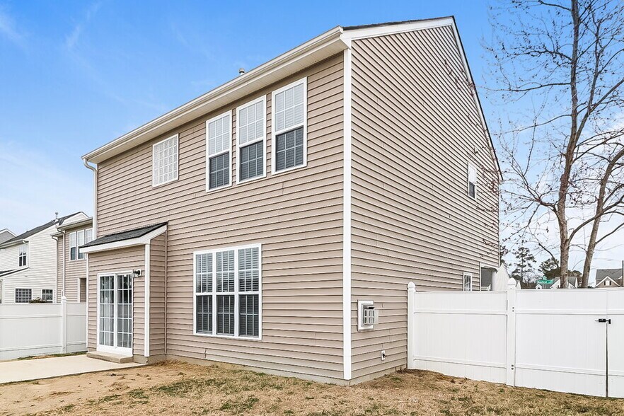 Building Photo - 5232 Nautical Ln