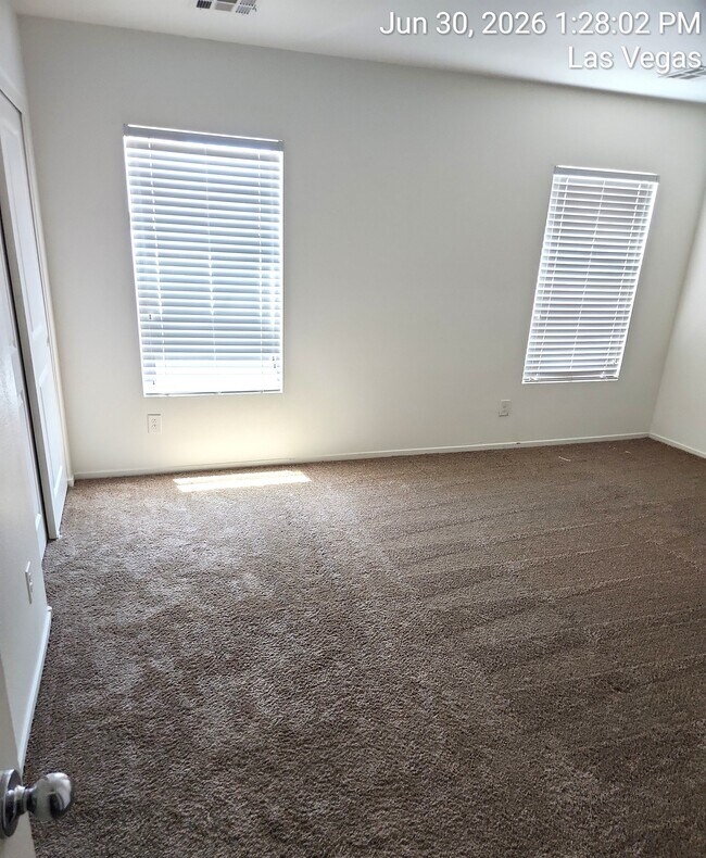 Building Photo - 4141 Chamisa Cove St