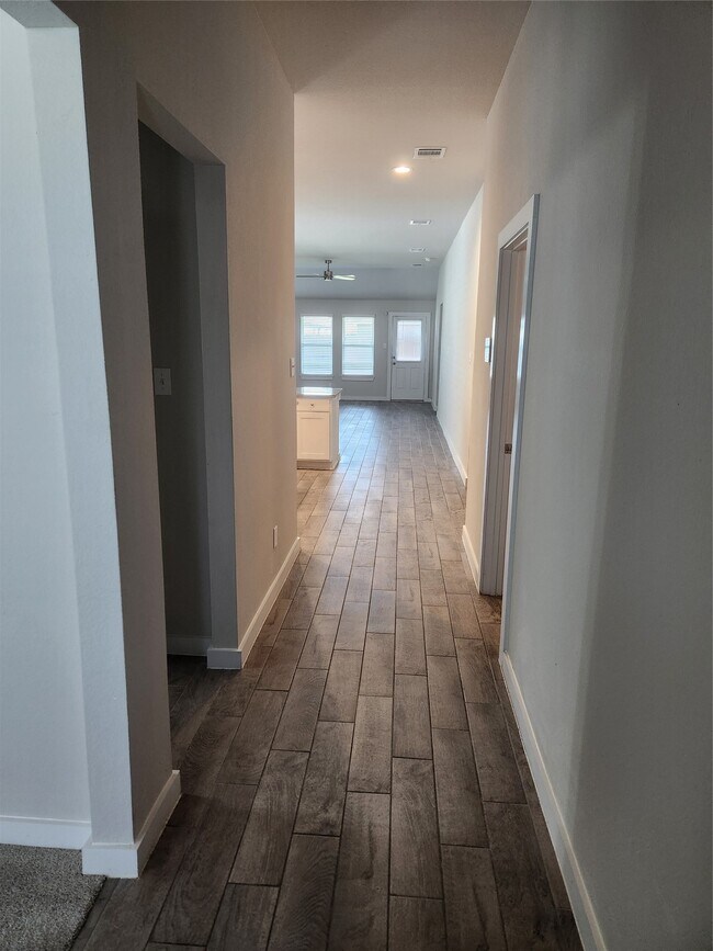 Building Photo - 4326 Wyanngate Dr