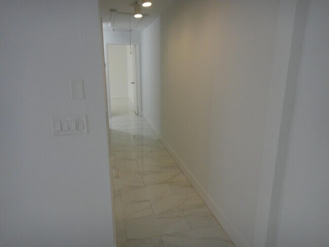 Building Photo - 1187 Periwinkle Pl