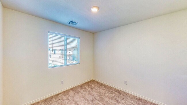 Building Photo - Cozy 2-story, 3BR 2BA townhome in a new community in North Las Vegas.