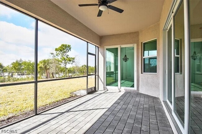 Building Photo - 7796 Lakes Edge Ln