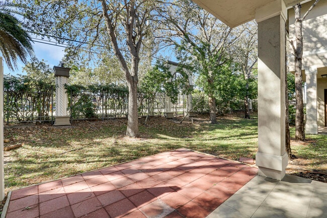 Building Photo - 4170 Napoli Lake Dr