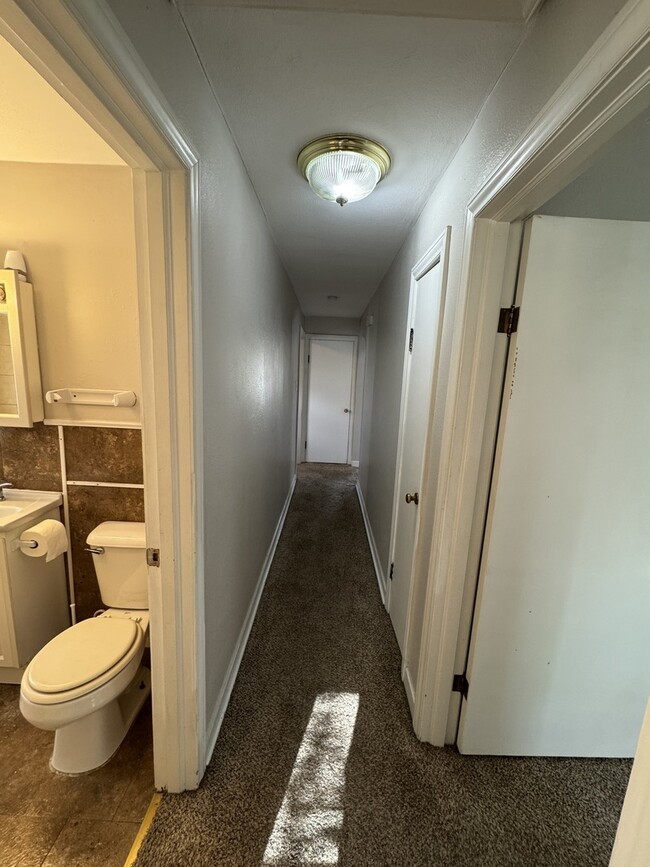 Building Photo - 1111 Lincoln St