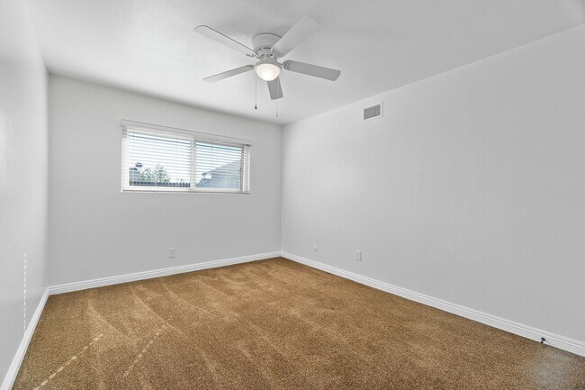 Building Photo - Lovely Single-Story 4-Bedroom Home Available in Rialto!