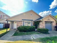 Building Photo - 9106 Bushnell Ln