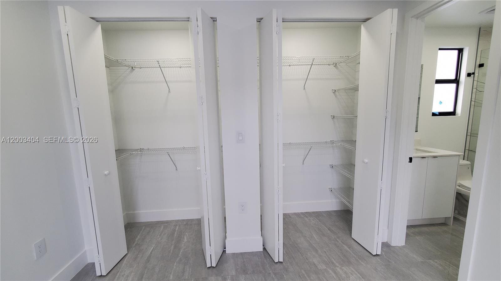 Building Photo - 40 SW 34th Ave