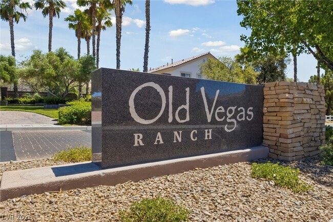 Building Photo - 2583 Land Rush Dr