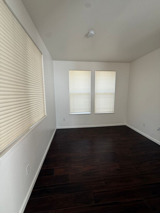 Building Photo - 2429 Flatley Cir