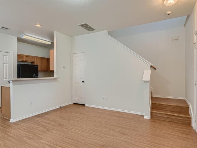 Building Photo - 13913 Harris Ridge Blvd