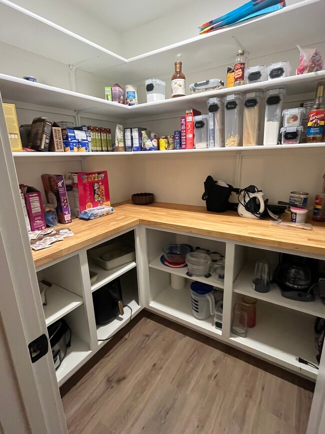 Building Photo - 2240 N Traveller Dr