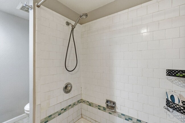 Building Photo - **Charming Condo Located in Central Phoenix**